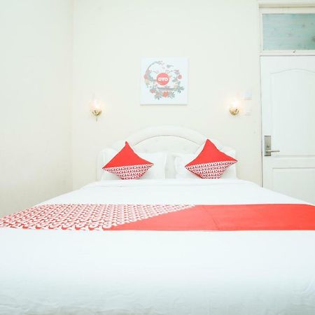 Mojokerto Classic Homestay Exterior foto